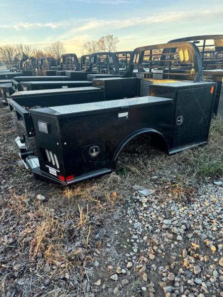 New 2024 CM Truck Beds TMX Truck Bed THIS FITS CHEVY AND GMC DUALLY