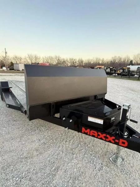 New 2026 MAXX-D 83 X 20 N6X TANDEM CH W/ SPLIT TAIL/ SLIDE IN RAMPS/ STEEL FLOOR/ ROCK SHIELD