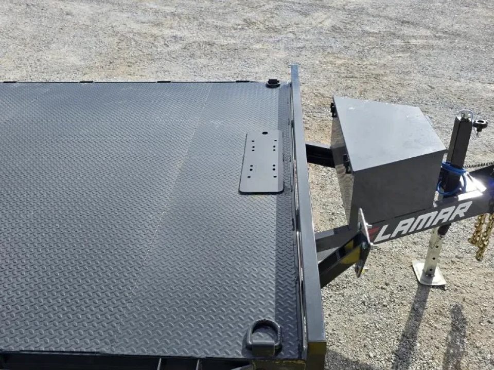 New 2026 Lamar Trailers 102X22 TANDEM 10K CAR HAULER W/TOOLBOX DRIVEOVER FENDERS & STEEL DECK