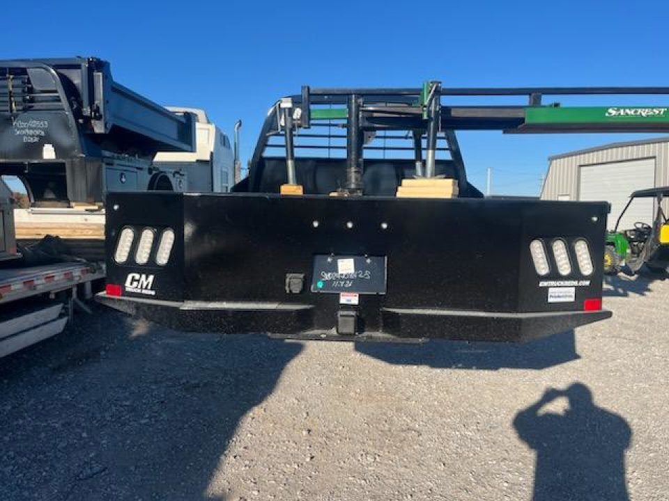 New 2023 CM Truck Beds SK WITH B&W HITCH FITS CAB N CHASSIS