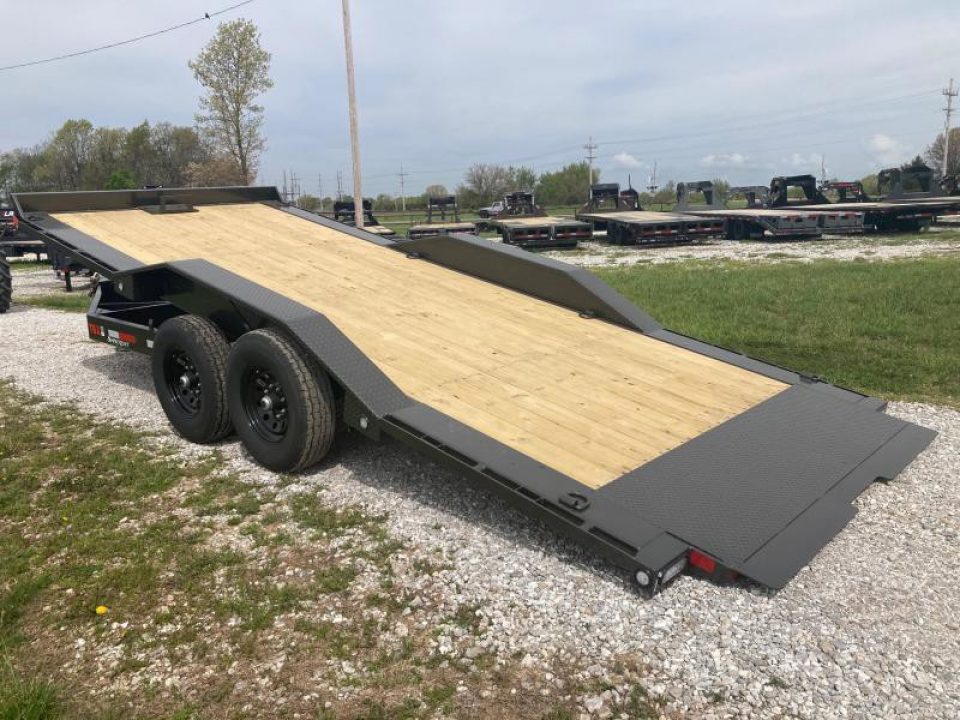 New 2025 MAXX-D 102x20 TANDEM 14K FULL TILT WITH DRIVE OVER FENERS, WINCH PLATE & DRIVE OVER FENDERS