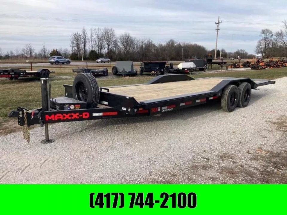 New 2026 MAXX-D 102X24 TANDEM 17.5K FULL TILT W/ HYDROJACK, WINCH PLATE, DRIVE OVER FENDERS & WIRELESS REMOTE