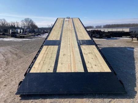 New 2026 MAXX-D 102X40 TANDEM 25.9K GN FULL TILT W/ HYDROJACKS, WIRELESS REMOTE & DISC BRAKES