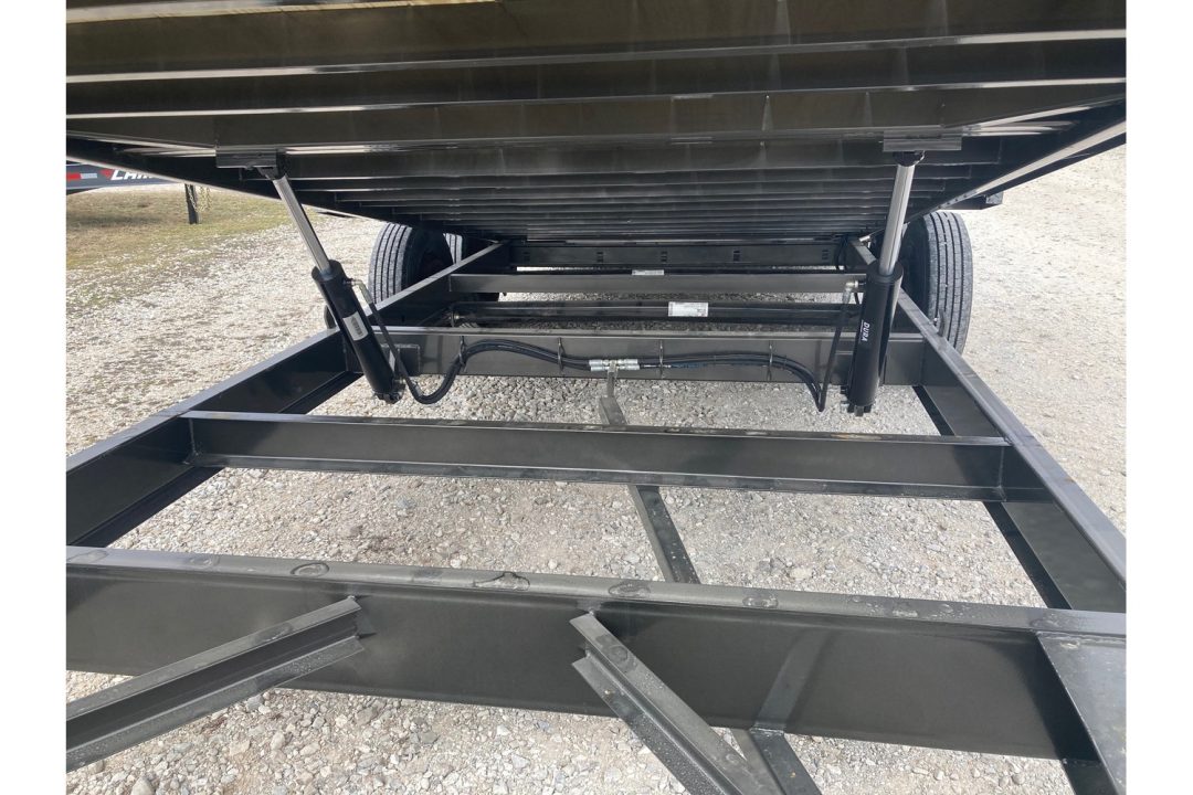 New 2026 MAXX-D 2026 MAXXD 102X24 TANDEM 17.5K TILT W/ HYDROJACKS, DRIVE OVER FENDERS & WIRELESS REMOTE