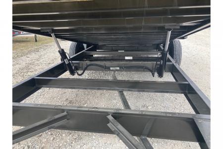 New 2026 MAXX-D 2026 MAXXD 102X24 TANDEM 17.5K TILT W/ HYDROJACKS, DRIVE OVER FENDERS & WIRELESS REMOTE