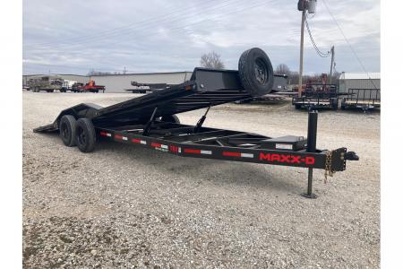 New 2026 MAXX-D 2026 MAXXD 102X24 TANDEM 17.5K TILT W/ HYDROJACKS, DRIVE OVER FENDERS & WIRELESS REMOTE