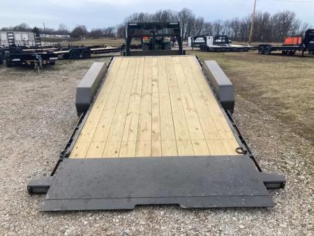 New 2026 MAXX-D 83X26 TANDEM GN TILT W/ 16' TILT DECK, 10' STATIONARY & 16 PLY TIRES