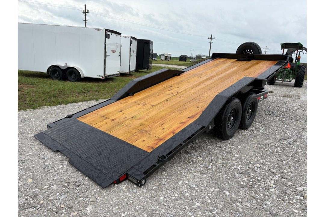 New 2026 MAXX-D 102x20 Tandem 14K Tilt W/ Drive Over Fenders