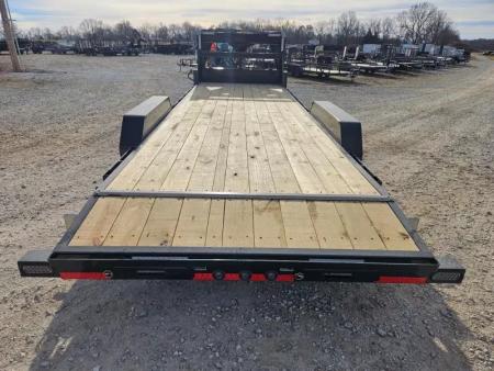New 2026 Load Trail 83X24 TANDEM 14K EQUIPMENT HAULER W/2' DOVE & SLIDEOUT RAMPS