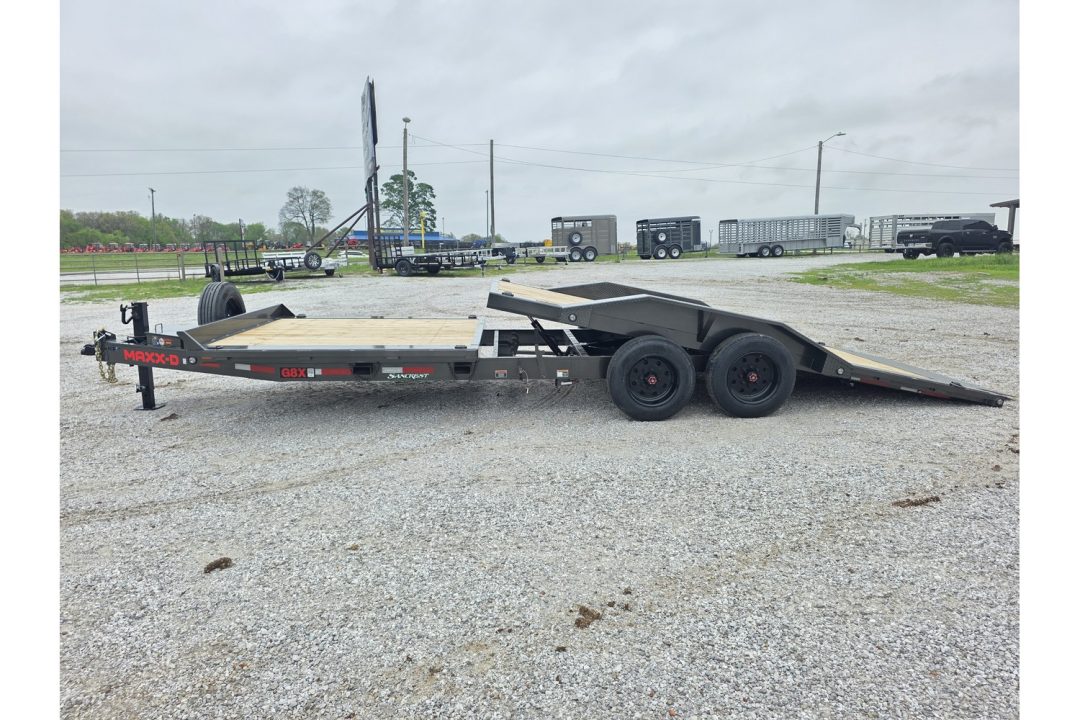 New 2026 MAXX-D 102 X 24 G8X TANDEM GRAVITY TILT W/ 8' STATIONARY & 16' TILT DECKS/ DRIVE OVER FENDERS/ FORK HOLDERS