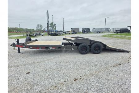 New 2026 MAXX-D 102 X 24 G8X TANDEM GRAVITY TILT W/ 8' STATIONARY & 16' TILT DECKS/ DRIVE OVER FENDERS/ FORK HOLDERS