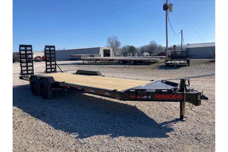 New 2026 MAXX-D 83X22 TANDEM 17.5K EQUIPMENT W 2' DOVE, STAND UP RAMPS & LARGE TOOL BOX