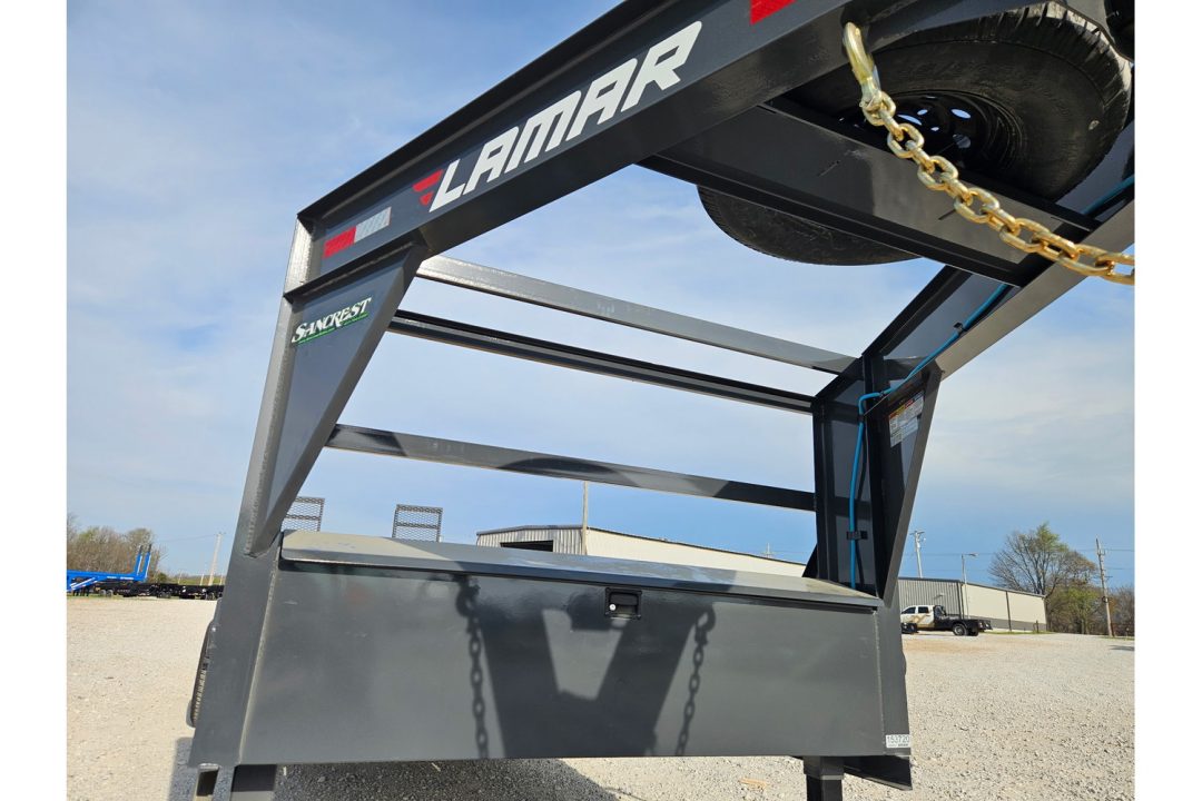 New 2026 Lamar 83X24 TANDEM 14K GOOSENECK EQUIPMENT HAULER W/2' DOVE & WIDE STANDUPS