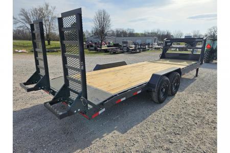 New 2026 Lamar 83X24 TANDEM 14K GOOSENECK EQUIPMENT HAULER W/2' DOVE & WIDE STANDUPS