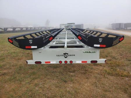 New 2025 SILVERARMOR 8' DUAL ROW HAY TRAILER W/ 10K AXLES HYDRAULIC JACK & TUFF WIRELESS (ON ORDER)