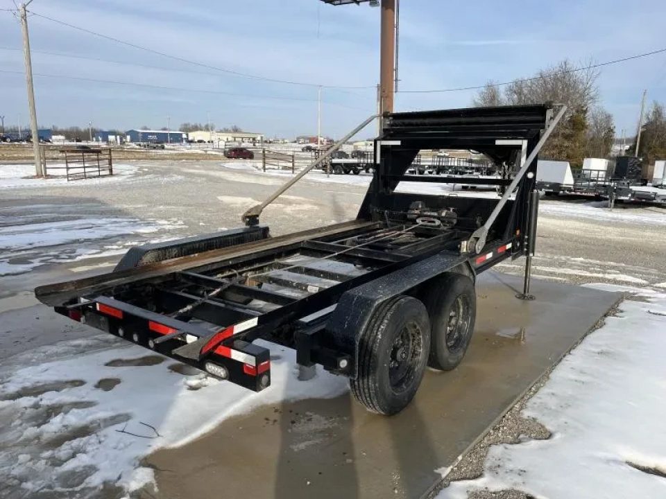 Used 2024 MAXX-D 83x14 Roll Off w/ 17.5 Wheels/ 16ply tires/ Hydro Jacks/ Wireless Remote