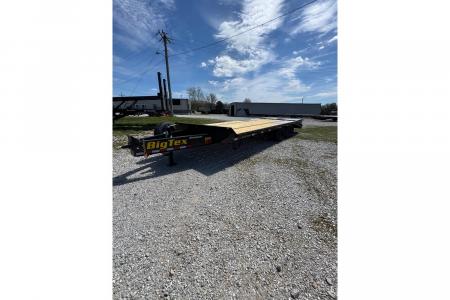 New 2025 Big Tex Trailers 102X25 TANDEM 23.9K DECKOVER PINTLE W/ MAX RAMPS
