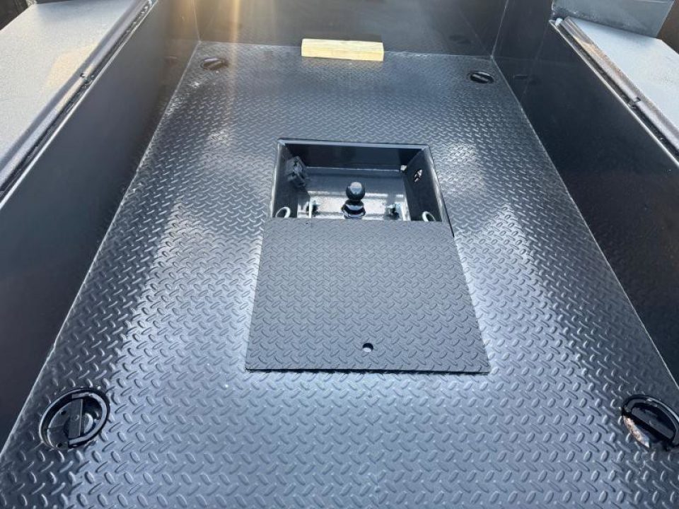 New 2025 Legend X APOLLO FITS SHORT BED SINGLE WHEEL CHEVY