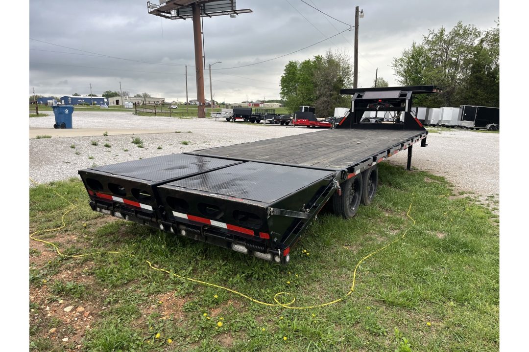 Used 2025 MAXXD 102x25 17.5K GSX w/ Max Ramps/ Deck on Neck/ 13K Winch/ 17.5 Wheels and Tires