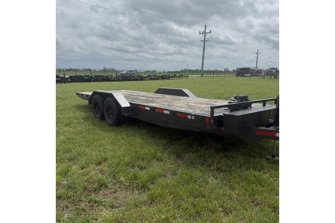 Used 2018 Stateline Trailers TANDEM POWER TILT W/ HYDRO JACK/ DRIVE OVER FENDERS/ 102X22