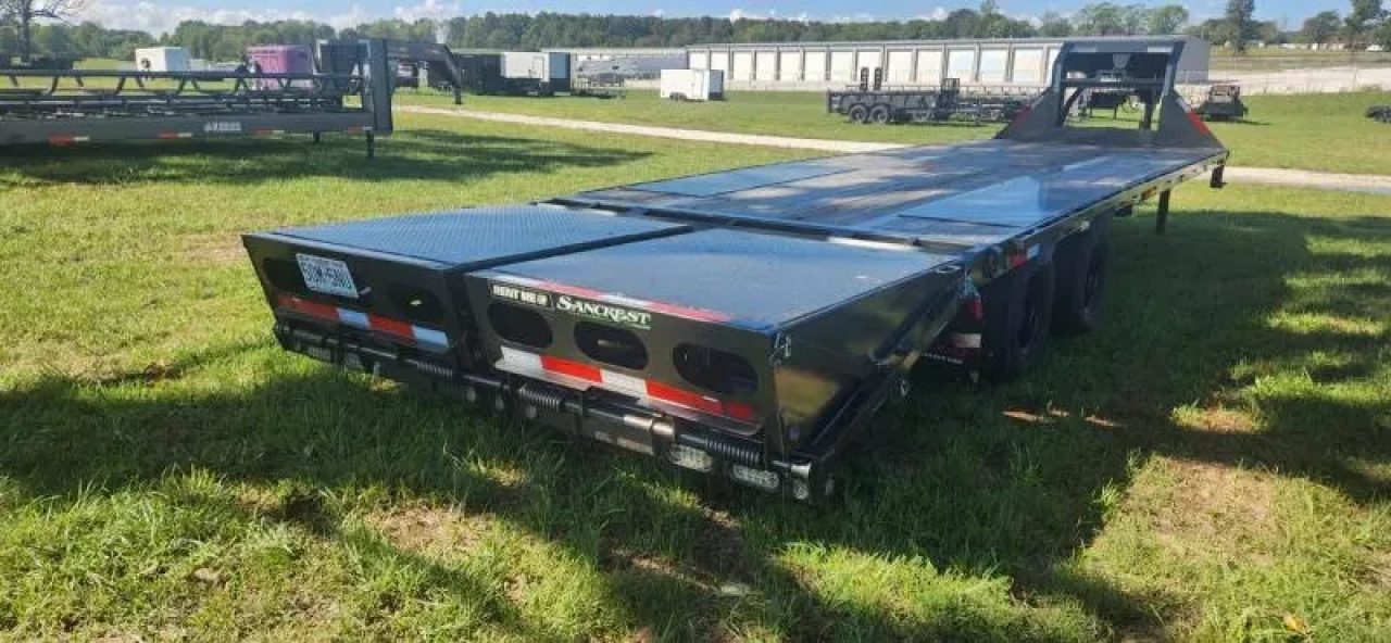 Used 2026 MAXX-D 102X30 TANDEM DUAL GOOSENECK - RENTAL BILLINGS - NOT FOR SALE