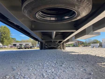 New 2026 Diamond C Trailers 102X53 TANDEM 40K STEP DECK W/ HYDROTAIL, HYDROJACKS, AIR RIDE, FRONT LIFT AXLE & ALUMINUM OUTTERS