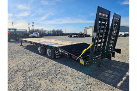 New 2026 Behnke 102X31(25+6) TANDEM 45K PINTLE W/22.5K AIR BRAKE AXLES & AIR ASSIST RAMPS
