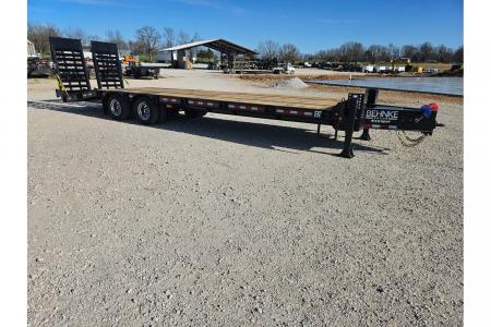 New 2026 Behnke 102X31(25+6) TANDEM 45K PINTLE W/22.5K AIR BRAKE AXLES & AIR ASSIST RAMPS