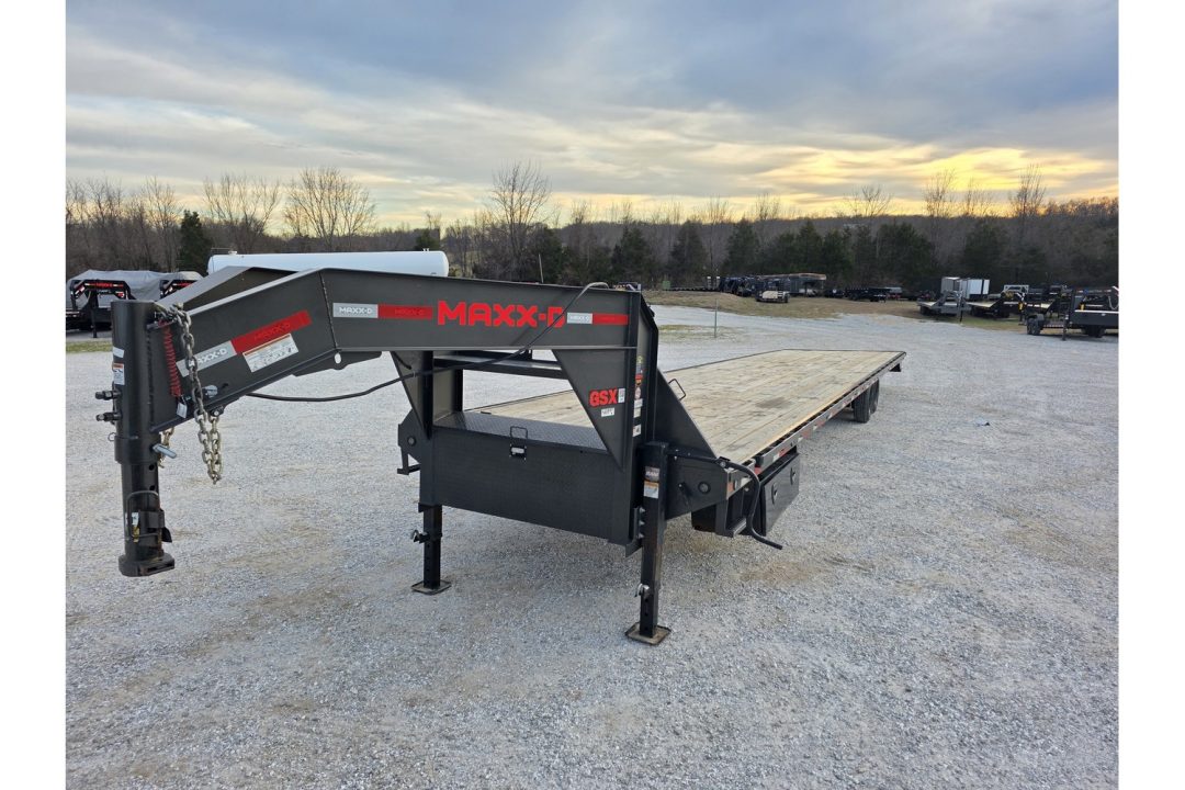 Used 2025 MAXX-D 102x40 Tandem 12K GN Straight Deck w/ Slide In Ramps