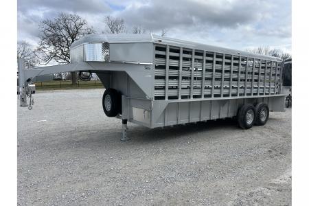 New 2026 Calico Trailers BRUSH FENDER GN 6'8X20X6'6" METAL TOP 4' NOSE 2- CUT GATES