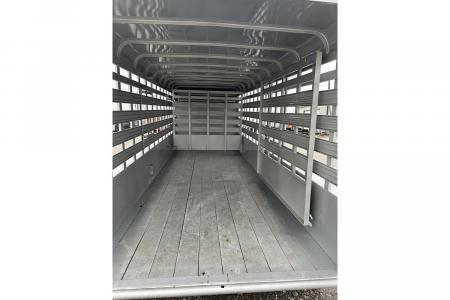 New 2026 Calico Trailers BRUSH FENDER GN 6'8X20X6'6" METAL TOP 4' NOSE 2- CUT GATES