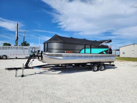 Used 2023 Crest CLASSIC LX 240 SLC TRITOON (200 HP MERCURY) (48 HOURS)'''' MY LOST YOUR GAIN''''CALL PAT 417-366-441