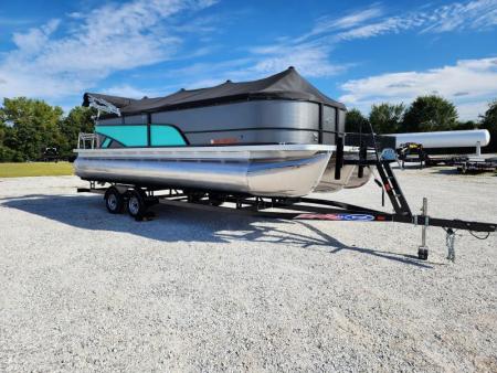 Used 2023 Crest CLASSIC LX 240 SLC TRITOON (200 HP MERCURY) (48 HOURS)'''' MY LOST YOUR GAIN''''CALL PAT 417-366-441