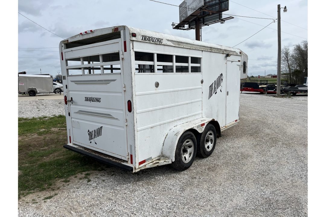 New 2000 Travalong 6'8x14 7' TALL 2 Horse Slant w/ Tac Room
