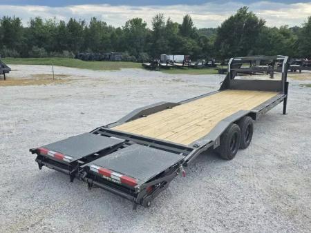 New 2026 MAXX-D 102 X 26 H8X TANDEM HD GN CH W/ 4' DOVE/ MAX RAMPS/ DRIVE OVER FENDERS