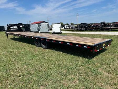 New 2026 Big Tex Trailers 102x40 Tandem 17.5K GN Flatbed w/ Slide In Ramps & Sliding Ratchet Rail
