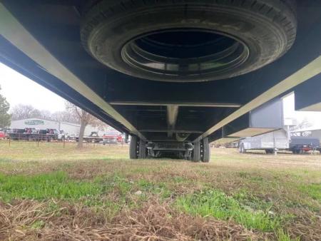 New 2026 Diamond C Trailers C 102X53 TANDEM 40K HYDROTAIL W/ HYDROJACKS, 72" SPREAD, AIR RIDE FRONT LIFT AXLE & RATCHET RAIL
