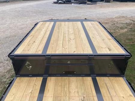 New 2026 Diamond C Trailers C 102X53 TANDEM 40K HYDROTAIL W/ HYDROJACKS, 72" SPREAD, AIR RIDE FRONT LIFT AXLE & RATCHET RAIL