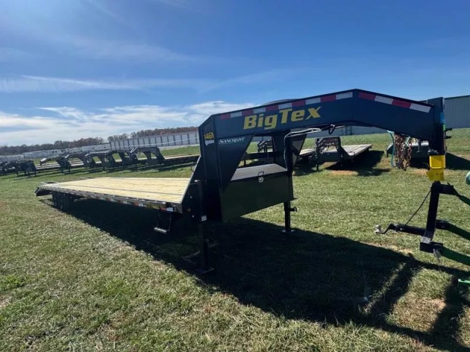 New 2026 Big Tex Trailers 102x40 Tandem 15.9K GN 5FT DOVE STAND UP RAMPS