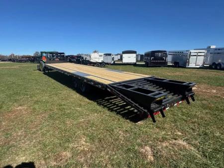 New 2026 Big Tex Trailers 102x40 Tandem 15.9K GN 5FT DOVE STAND UP RAMPS