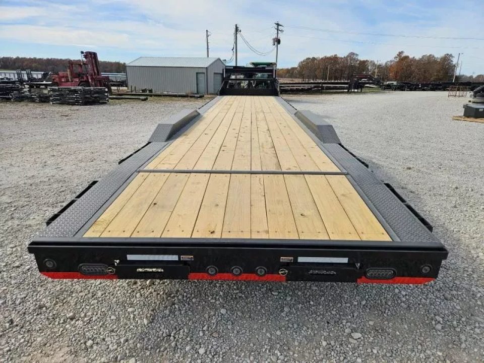 New 2026 Load Trail 102X40 TRIPLE 21K GOOSENECK EQUIPMENT HAULER W/SLIDEOUT RAMPS