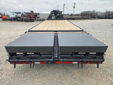 New 2026 Lamar Trailers 102X25 TANDEM DAUL GOOSENECK W/12K AXLES MAX RAMPS & 17.5" 18PLY
