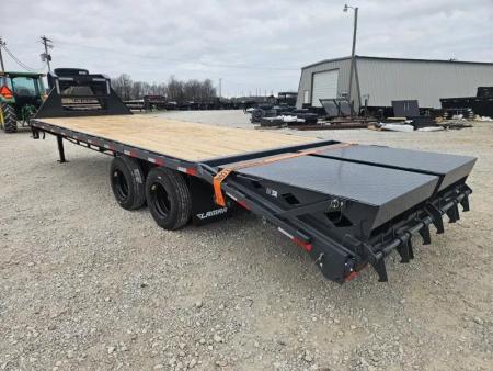 New 2026 Lamar Trailers 102X25 TANDEM DAUL GOOSENECK W/12K AXLES MAX RAMPS & 17.5" 18PLY