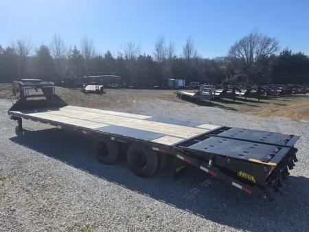 Used 2026 Big Tex Trailers 102x30 Tandem 23.9K GN Flatbed w/ Mega Ramps, Load Lights, & 2-Speed Jacks