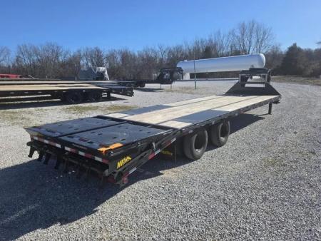 Used 2026 Big Tex Trailers 102x30 Tandem 23.9K GN Flatbed w/ Mega Ramps, Load Lights, & 2-Speed Jacks