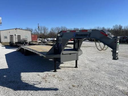 New 2026 Diamond C Trailers 102x32 40K FMAX216 Pacesetter Hydro tail w/ Hydro Jacks/ 17.5 18ply Tires/ Elec/Hydro Brakes
