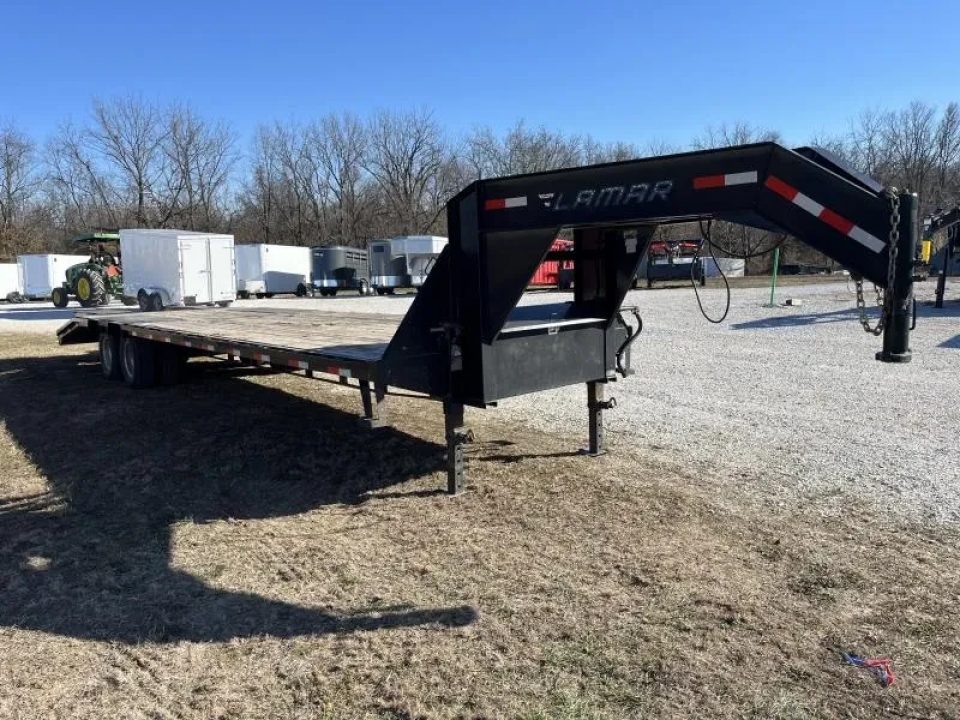Used 2018 Lamar Trailers 102x32 23.9K w/ Folding Ramps/ 14ply Tires/ Frame Bridging/ Torque Tube