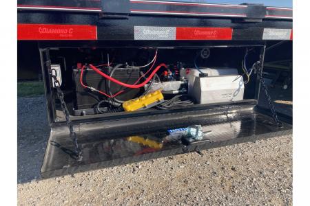 New 2026 Diamond C Trailers 102x30 TANDEM 25.9K GN HYDROTAIL W/ BLACKWOOD RUNNERS, HYDROJACKS, DISC BRAKES & WIRELESS REMOTE