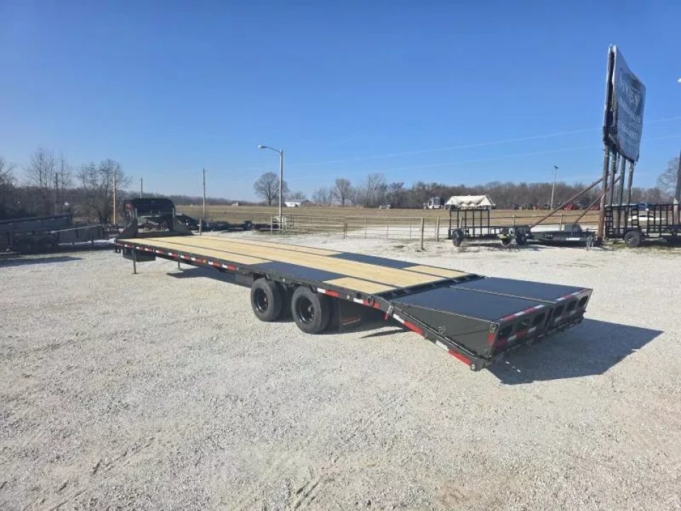 New 2026 MAXX-D 102 X 40 LHX TANDEM GN W/ 5' DOVE/ MAX RAMPS/ HYDRO JACKS/ TORQUE TUBE/ 2-16K AXLES