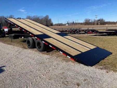 New 2026 MAXX-D 102X30 TANDEM 25K GN FULL TILT W/ HYDROJACKS, WINCH PLATE & WIRELESS REMOTE